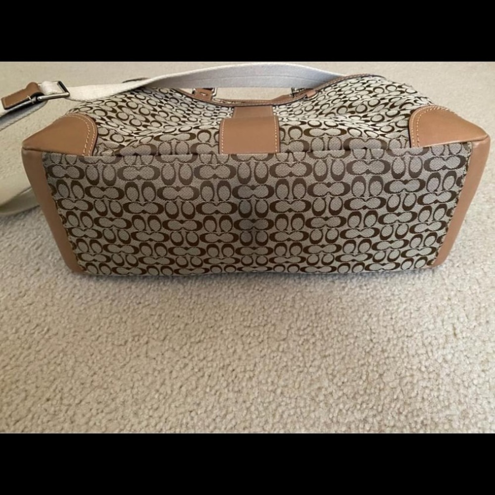 Coach diaper bag - Picture 4 of 8